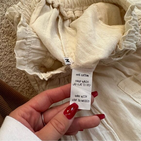 Jens Pirate Booty Bloomer Style Beachy High Waisted cream shorts - Picture 9 of 11